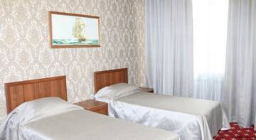 Фото номера Бюджетный одноместный номер Гостиница Admiral Hotel г. Махачкала 17