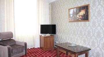 Фото номера Двухместный номер Делюкс с 2 отдельными кроватями Гостиница Admiral Hotel г. Махачкала 11