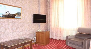 Фото номера Двухместный номер Делюкс с 1 кроватью Гостиница Admiral Hotel г. Махачкала 32