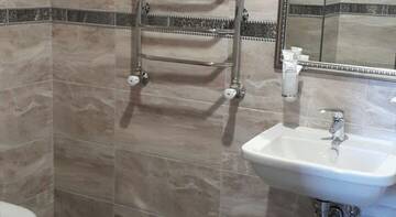 Фото номера Люкс с 1 спальней Гостиница Admiral Hotel г. Махачкала 3